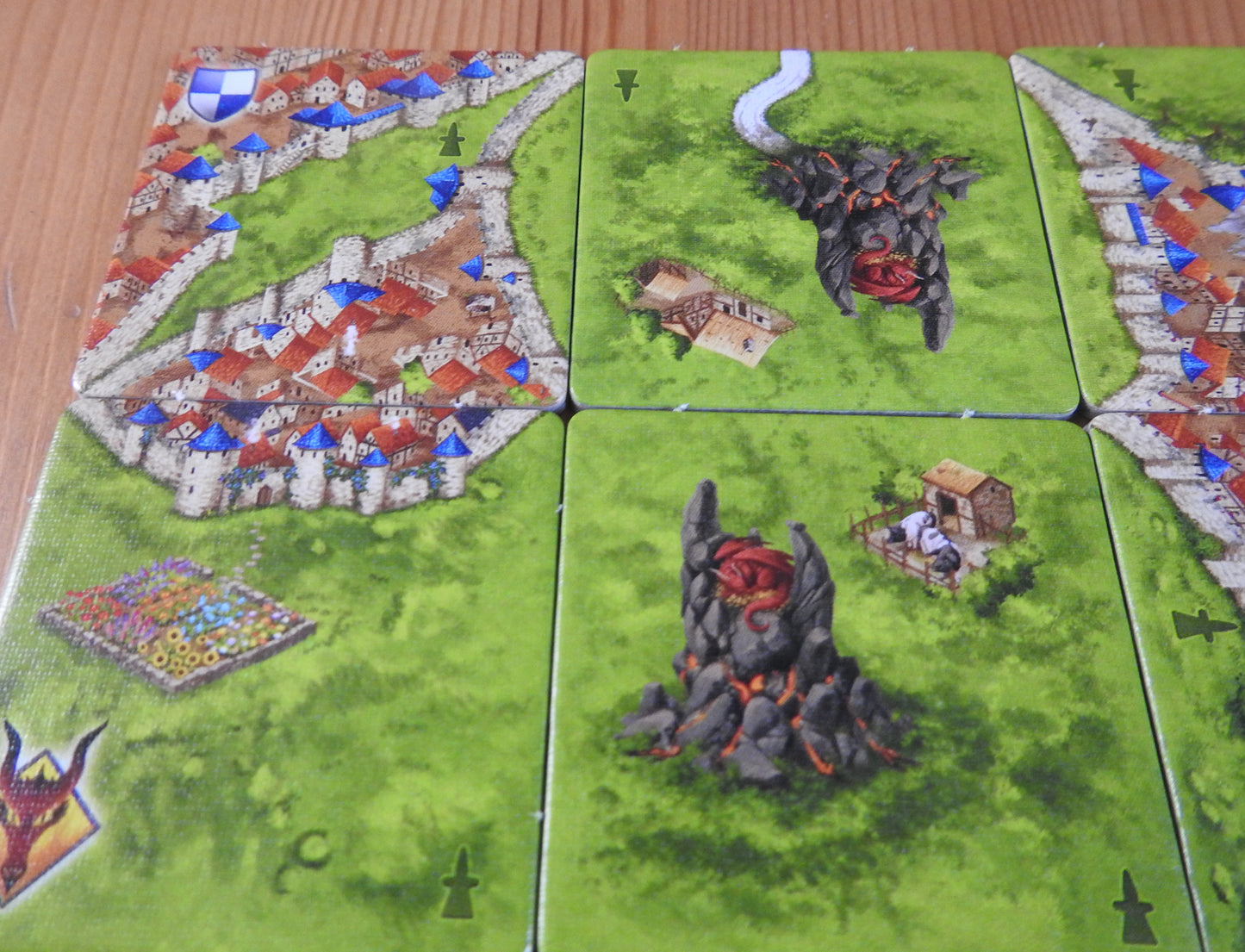 Carcassonne - Dragon & Fairy | Expansion - Green Zink Games