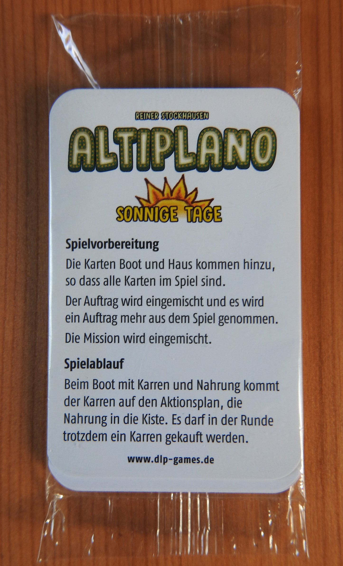Closer view of the front of the Altiplano Sunny Days deck of cards.
