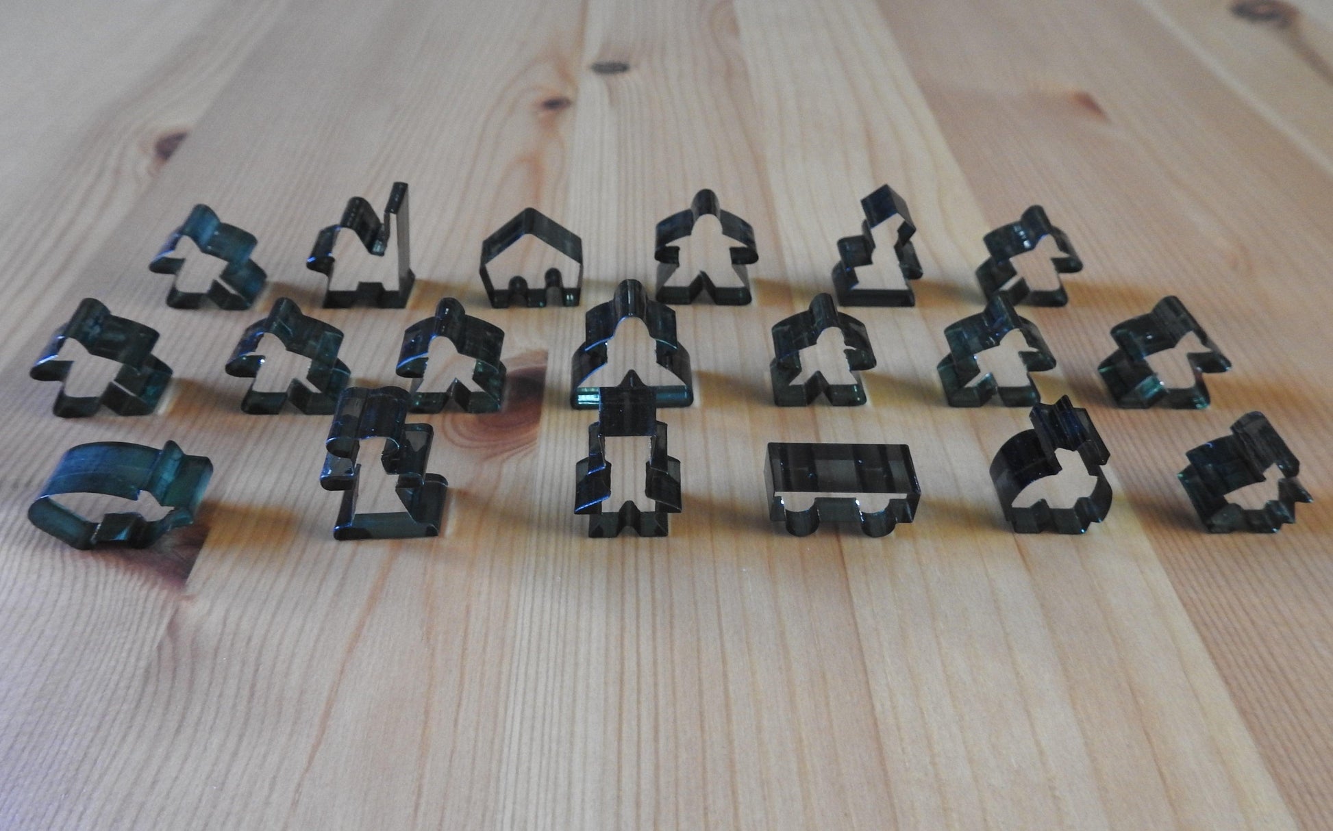 Carcassonne - 19 Crystal Meeples Complete Set | Accessory - Green Zink Games